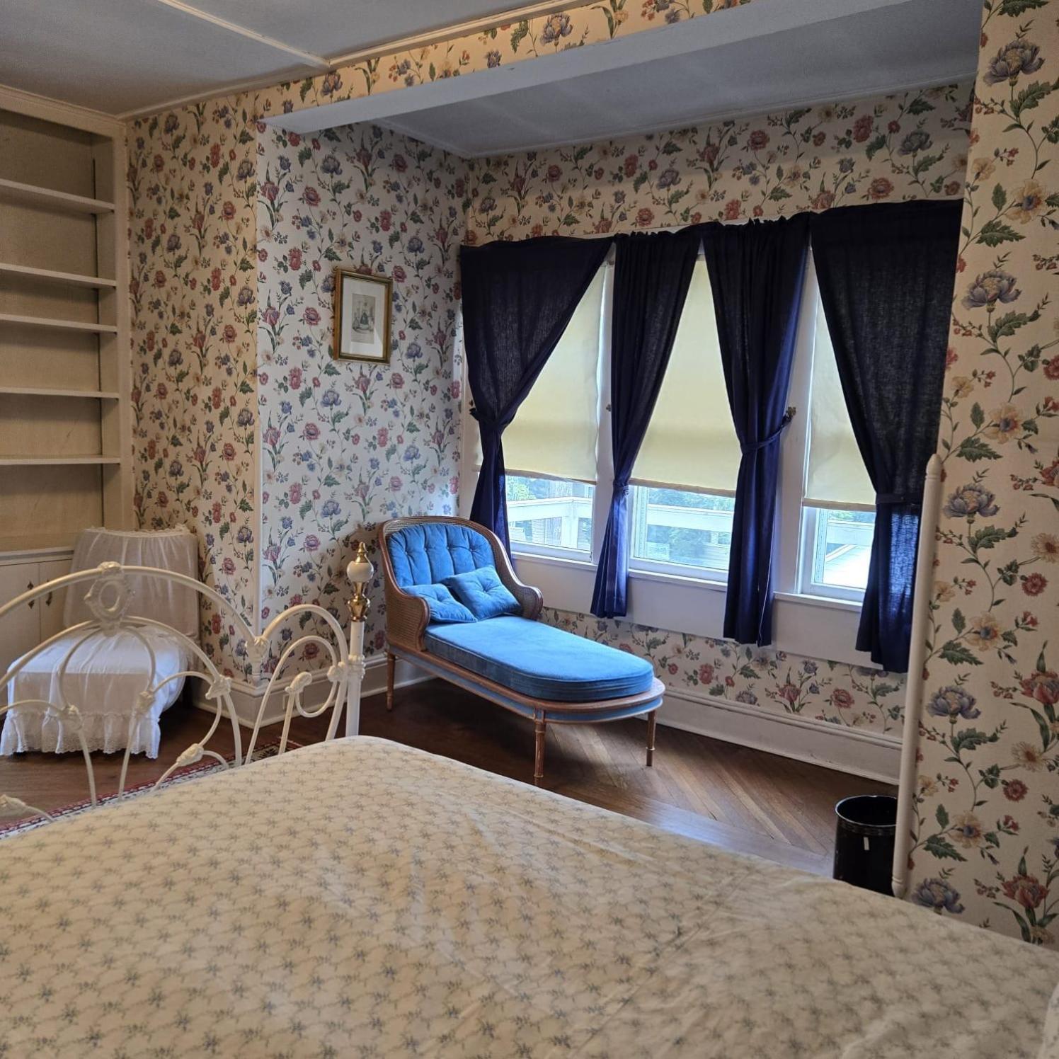 The White House Hotel Плейнфийлд Екстериор снимка