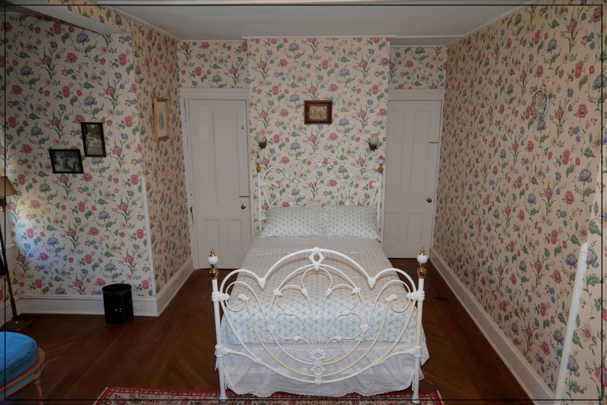 The White House Hotel Плейнфийлд Екстериор снимка