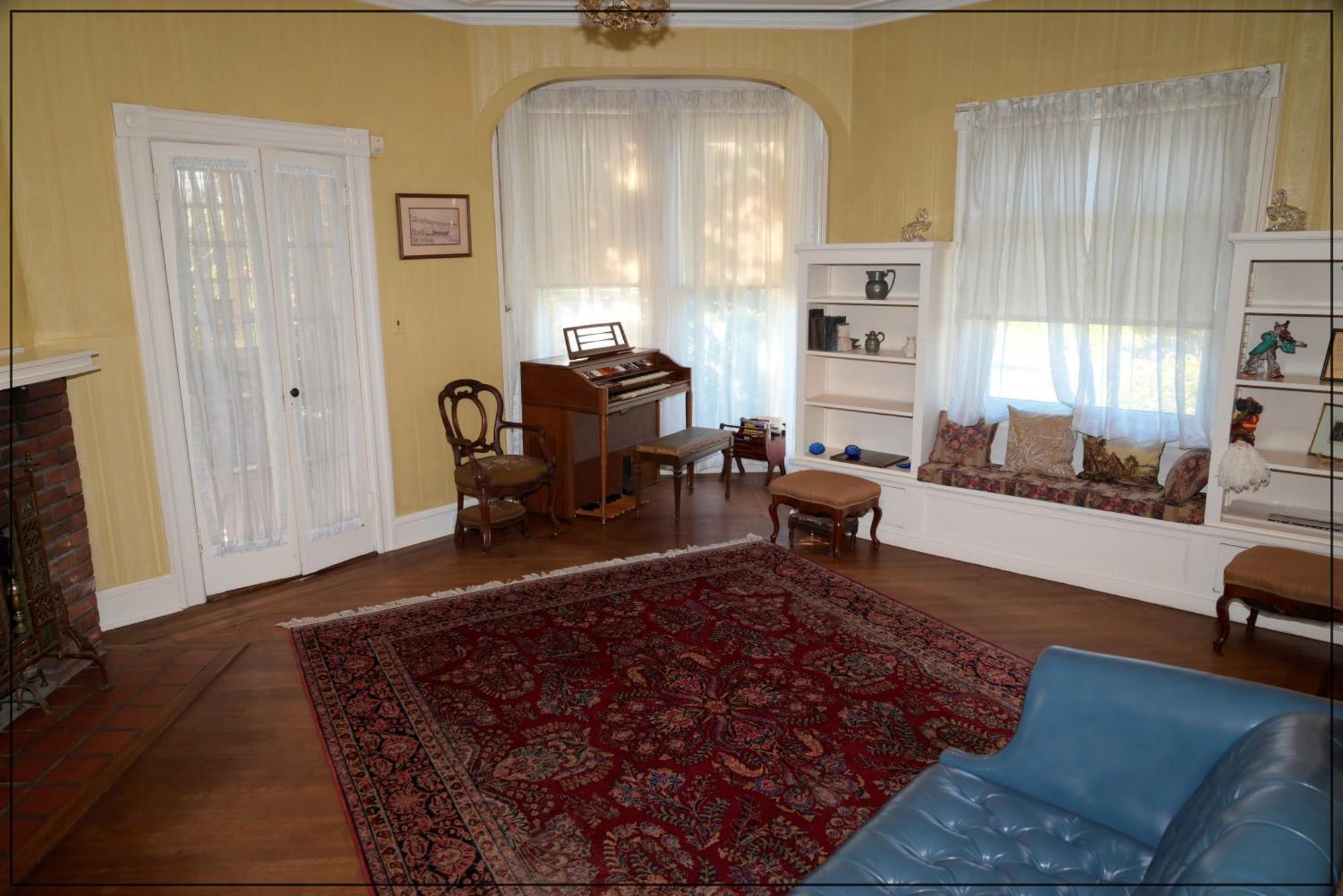 The White House Hotel Плейнфийлд Екстериор снимка